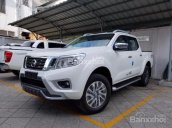 Nissan Phạm Văn Đồng: Bán Nissan Navara VL 2017-trắng