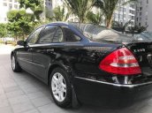 Cần bán lại xe Mercedes E240 2.5 AT sản xuất 2005, màu đen 