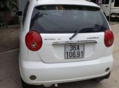 Bán gấp Chevrolet Spark đời 2009, màu trắng còn mới, giá 100tr