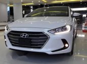 Bán xe Hyundai Elantra 1.6 MT đời 2017, màu trắng, giá chỉ 625 triệu