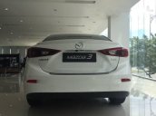 Cần bán xe Mazda 3 đời 2017, màu trắng, giá chỉ 660 triệu