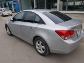 Xe Chevrolet Cruze MT đời 2010, màu bạc, 310 triệu