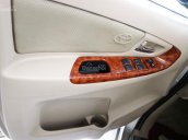 Bán xe Toyota Innova 2.0G sx 2007, màu bạc, 1 chủ từ đầu, xe gia đình nên đi rất ít