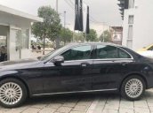 Bán ô tô Mercedes C250 sản xuất 2017, màu đen, xe nhập