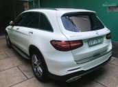 Cần bán xe Mercedes GLC300 đời 2016, màu trắng như mới