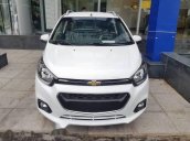 Cần bán Chevrolet Spark đời 2017, màu trắng