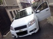 Bán ô tô Chevrolet Aveo LTZ năm 2015, màu trắng 