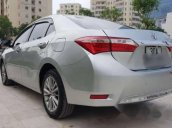 Bán gấp Toyota Corolla altis 1.8 sản xuất 2015, màu bạc