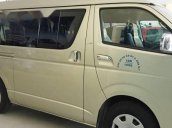 Bán xe Toyota Hiace đời 2009, màu kem (be) như mới, 420 triệu