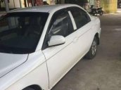 Cần bán Kia Spectra đời 2004, màu trắng chính chủ, 135 triệu