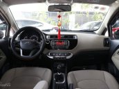 Bán ô tô Kia Rio 1.4MT 2015, màu bạc