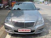 Bán xe Mercedes E250 sản xuất 2009, màu xám