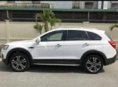 Bán xe Chevrolet Captiva đời 2016, màu trắng