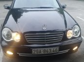 Cần bán gấp Mercedes 2.0 AT đời 2004, màu đen