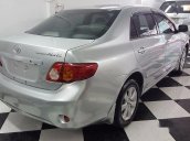 Bán xe Toyota Corolla altis 1.8G đời 2010, màu bạc 