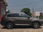 Bán Mitsubishi Outlander 2.0 CVT màu nâu tại Quảng Bình