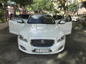 Em cần bán xe Jaguar Xjl 5.0 Super Sport màu trắng, SX 2014, ĐK 2015 còn mới