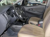 Bán Toyota Innova E 2.0MT năm 2013, màu bạc, 559tr