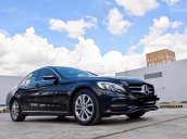 Bán Mercedes C200 form 2016, màu đen, siêu lướt thanh toán 400 triệu nhận xe với gói vay cực ưu đãi