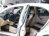 Bán Chevrolet Aveo LTZ 1.5AT đời 2016, màu trắng, 386tr