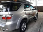 Bán Toyota Fortuner đời 2010, màu xám