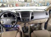 Bán Toyota Fortuner đời 2010, màu xám