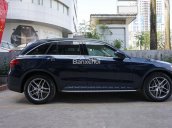 Mercedes GLC300 AMG model 2018 màu xanh, giao ngay, giá cực tốt