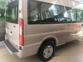 Cần bán Ford Transit đời 2017 giá cạnh tranh