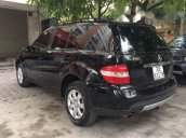 Cần bán xe Mercedes ML350 sản xuất năm 2007, màu đen, nhập khẩu