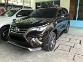 Cần bán chiếc Toyota Fortuner 06/2017, số sàn, máy dầu, màu nâu đen