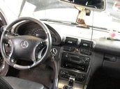 Cần bán Mercedes C240 đời 2004, màu đen