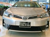 Bán xe Toyota Corolla Altis 1.8G (CVT) sản xuất 2017, màu bạc, 728tr