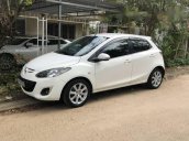 Bán Mazda 2 đời 2011, màu trắng chính chủ