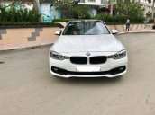 Cần bán xe BMW 3 Series 320i đời 2015, màu trắng