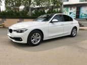 Cần bán xe BMW 3 Series 320i đời 2015, màu trắng