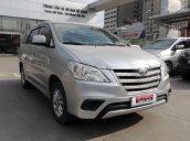 Toyota Cầu Diễn bán Innova E màu bạc, sản xuất 2014