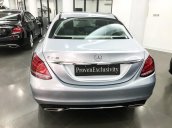 Cần bán xe Mercedes C200 sản xuất 2017, màu bạc, chạy 7330 km, còn như mới giá rẻ