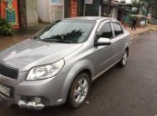 Bán Chevrolet Aveo đời 2015, màu bạc, giá tốt