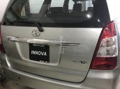 Bán xe Toyota Innova 2.0 E đời 2013, màu bạc