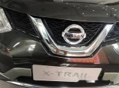 Bán xe Nissan X trail 2.5 SV - G Premium sản xuất 2017, màu đen, nhập khẩu  