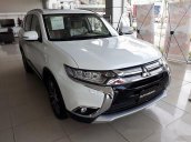 Bán Mitsubishi Outlander 2.0 CVT năm 2017, màu trắng, nhập khẩu