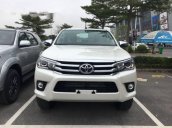 Bán xe Toyota Hilux G đời 2017, màu trắng 