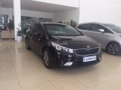 Bán Kia Cerato 1.6 MT đời 2017, màu trắng, giá 559tr, giá tốt hơn khi liên hệ