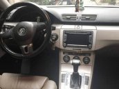 Bán Volkswagen Passat 2.0 AT đời 2010 giá cạnh tranh