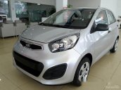 Cần bán xe Kia Morning đời 2017, màu bạc, giá 379tr