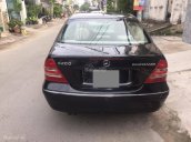 Bán Mercedes AT đời 2004, màu đen số tự động, giá 250tr