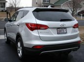 Cần bán Hyundai Santa Fe đời 2017, màu bạc