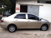 Chính chủ bán ô tô Toyota Vios đời 2010, màu vàng