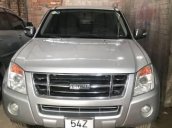 Cần bán Isuzu Dmax đời 2009, màu bạc