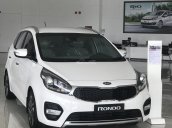 Bán ô tô Kia Rondo năm 2017, màu trắng, giá chỉ 619 triệu chỉ cần đưa trước 190 triệu có xe chạy trong tết nhé